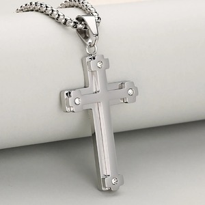 Collier pendentif croix chrétienne punk en acier inoxydable, double couche, avec breloque de prière religieuse et strass, amulette de foi, bijou religieux - Product Image 5