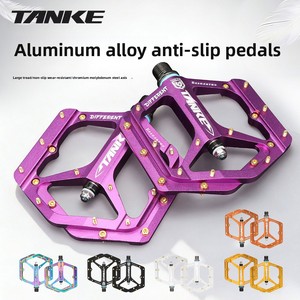 Pédales de vélo de montagne TANKE en alliage d'aluminium coloré avec roulements - Product Image 3