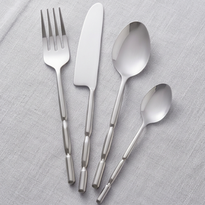 Juego de cubiertos plateados de mango corto estilo bambú, perfecto para cafeterías, para servir postres y para uso doméstico, hecho a mano. - Product Image 1