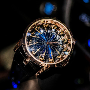 Montre Table Ronde des Douze Chevaliers, Cadeau de Saint-Valentin pour petit ami, Chevalier tridimensionnel personnalisé, Tendance masculine - Product Image 4