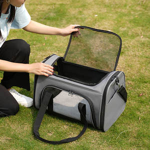 Bolsa de Transporte Portátil Dobrável e Respirável para Gatos e Cães Pequenos para Viagens ao Ar Livre - Product Image 3