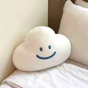Adorable coussin nuage en peluche, poupée de sommeil, cadeau d'anniversaire, nuage souriant - Product Image 4