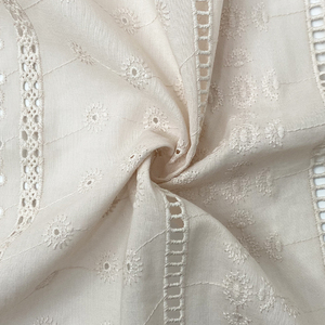 Tessuto in Voile di Cotone 100% Ricamato con Bordo Floreale Traforato, Direttamente dal Produttore per Donne e Ragazze - Product Image 6