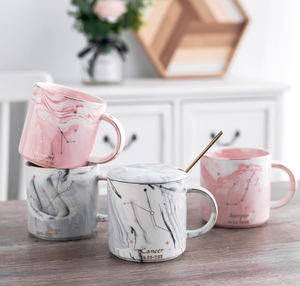 Mug en céramique rose imitation marbre en gros |   Bordure dorée de luxe |   Logo et texte personnalisés |   Mignonne tasse cadeau pour la fête des mères, idéale pour les achats en gros - Product Image 5