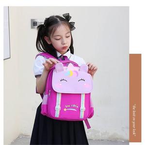 Mochilas escolares graziosi <span class=keywords><strong>unicorno</strong></span> sacchetti di scuola per bambini per bambine ragazzi <span class=keywords><strong>asilo</strong></span> cartoni animati zaini di grande capacità per bambini sacchetti regalo - Product Image 4