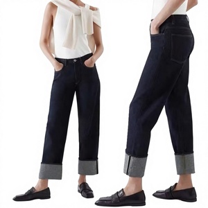 <span class=keywords><strong>Jeans</strong></span> Classici Retrò da Donna in Denim Grezzo Indigo con Bordo Rosso, Gamba Dritta con Risvolto, Vestibilità <span class=keywords><strong>Slim</strong></span> con Finiture Gialle - Product Image 1