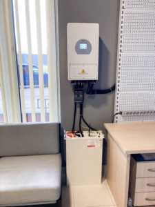 Vente directe d'usine Deye 6KW onduleur solaire hybride SUN-<span class=keywords><strong>6K</strong></span>-SG03LP1-EU onduleur à chaîne monophasé <span class=keywords><strong>mono</strong></span> - Product Image 6