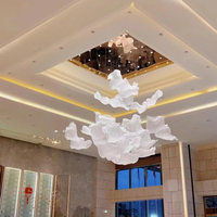 Grand luminaire d'escalier en cristal sur mesure, lustre moderne de luxe pour hall d'hôtel, restaurant
