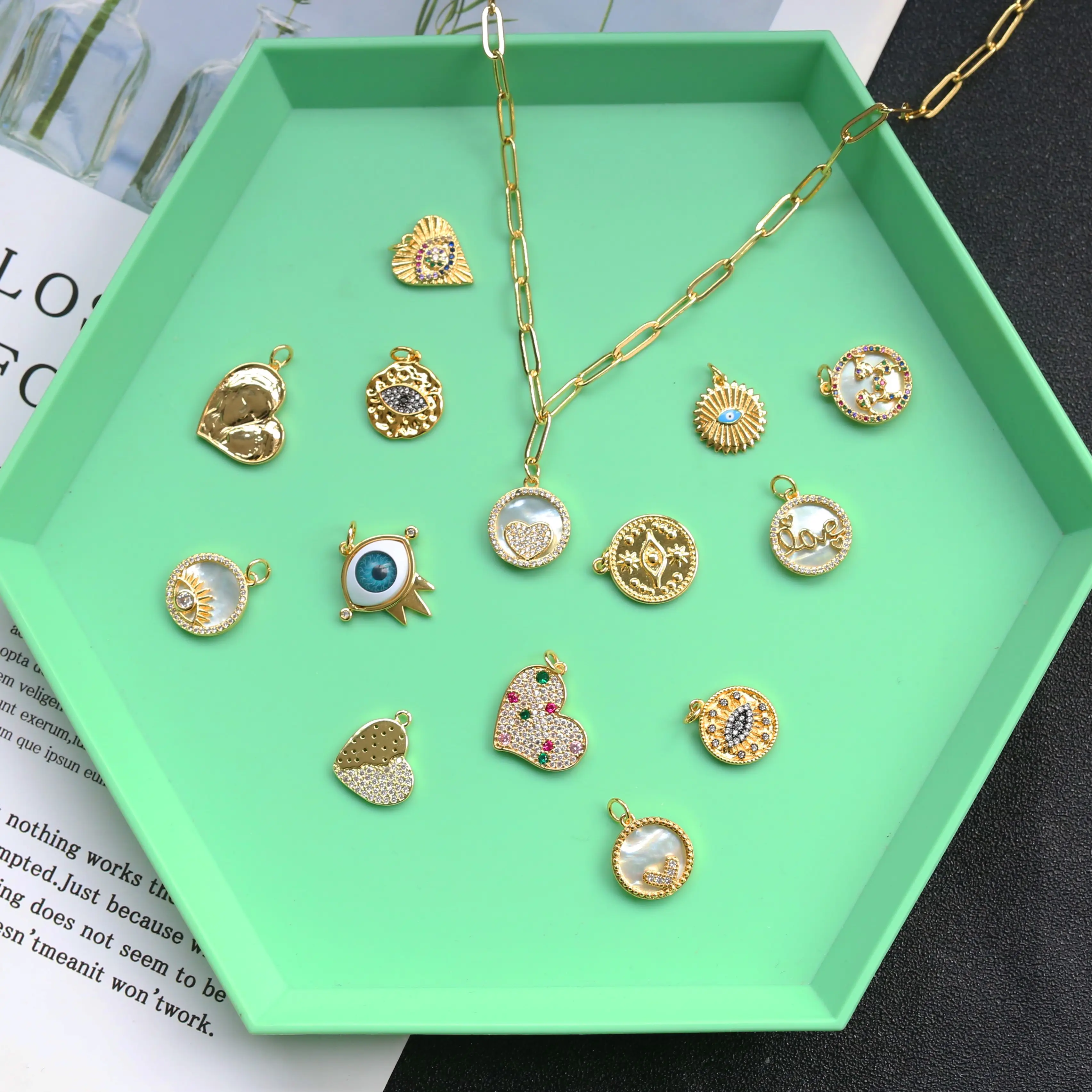 Custom Women 18K Gold All Multicolored Hamsa Hand Evil Eye Drop Pendant Green Color Evil Eye Pearl Necklace Jewelry Wholesale