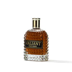 Eau de Cologne de qualité supérieure pour hommes en vente en gros - Product Image 5