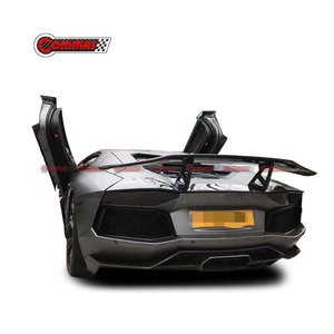 Kit carrosserie en fibre de carbone style DC pour Lamborghini Aventador LP700 : Lame avant, jupes latérales, diffuseur arrière, aileron arrière - Product Image 3