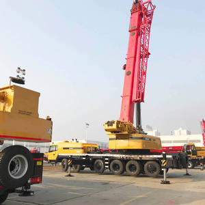 Grue sur camion de marque chinoise de premier plan STC1250, <span class=keywords><strong>125</strong></span> tonnes, hauteur de levage maximale de 78,1 m, avec flèches à 6 sections, à <span class=keywords><strong>vendre</strong></span> - Product Image 1