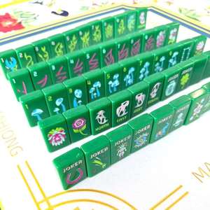 American Luxury Mahjong Set High Quality Emerald Lucky Series Portable Acrylic Tiles for Adult <b>Entertainment</b> for 4 People - Product Image 1