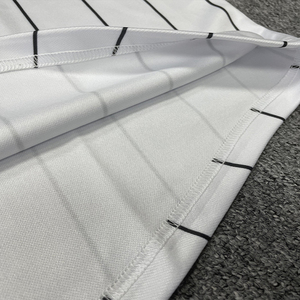 Camisetas de Béisbol Clásicas con Logotipo y Número de Equipo Personalizados, Diseño de Impresión por Transferencia de Calor, Ropa Deportiva Transpirable con Rayas, Protección UV, Tallas Grandes - Product Image 5