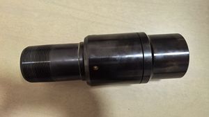 <span class=keywords><strong>Pompe</strong></span> à vis submersible API Downhole <span class=keywords><strong>pompe</strong></span> à cavité progressive PCP avec vanne <span class=keywords><strong>de</strong></span> <span class=keywords><strong>vidange</strong></span> <span class=keywords><strong>de</strong></span> tête d'entraînement <span class=keywords><strong>de</strong></span> moteur - Product Image 3