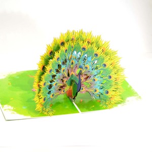 Tarjeta de felicitación 3D personalizada hecha a mano con diseño de pavo real, arte en papel premium, regalo de cumpleaños o aniversario con sobre. - Product Image 1