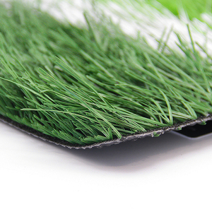 หญ้าเทียมสีเขียวอ่อนกันน้ำทนทานสนามฟุตบอลหญ้าเทียม - Product Image 6