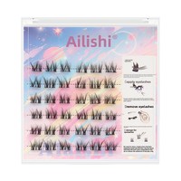 Faux cils synthétiques 5D auto-adhésifs sans colle, tiges fermes, effet naturel, doux, légers et naturellement recourbés, en forme de petite fleur.