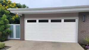 <span class=keywords><strong>Porte</strong></span> <span class=keywords><strong>de</strong></span> <span class=keywords><strong>garage</strong></span> sectionnelle moderne en alliage d'aluminium blanc, pliante, électrique, télécommandée, <span class=keywords><strong>automatique</strong></span>, avec isolation thermique en verre - Product Image 4