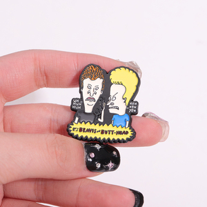 Broches en émail de films de dessins animés drôles <span class=keywords><strong>Beavis</strong></span> et Butt Head Broches Insigne de revers en métal Cadeau de bijoux de mode - Product Image 4