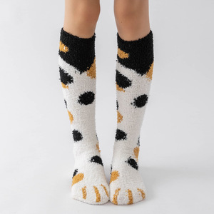 Patte de <span class=keywords><strong>chat</strong></span> hiver <span class=keywords><strong>chaussettes</strong></span> femmes s longue rayure mignon sol sommeil épais filles dessin animé Animal doigts chaussette chaude pour femmes <span class=keywords><strong>chat</strong></span> pied genou - Product Image 4