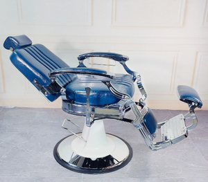 Fauteuil de coiffure pour salons masculins haut de gamme - adapté aux coupes de cheveux, réglage de la hauteur, inclinaison, coupe de barbe, soin du visage - Product Image 3