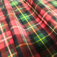 Tissu imprimé en velours de soie personnalisé à carreaux rouges en Polyester Spandex pour vêtements