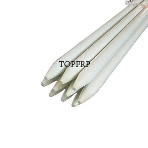 Piquet d'arbre en fibre de verre de 8, 9 et 10 pieds - Product Image 1