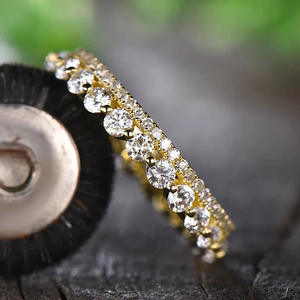 Anello Eternity T0569 in Oro Massiccio 18K con Diamanti Taglio Brillante Rotondo, Incastonatura a Canale, Anelli Raffinati da Matrimonio per Donna - Product Image 5