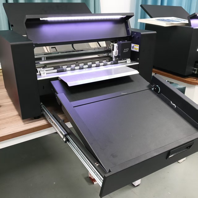 Rotary Wheel Creasing 3000g Pressure Die Cutting Plotter CCD Camera Auto Feed and Patrol Anycut SVD370DW_RL Full Graph Plotter