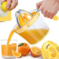 Presse-agrumes manuel multifonctionnel 4 en 1 pour agrumes, oranges, citrons, citrons verts, poignée confortable, râpe, œufs, plastique PP durable