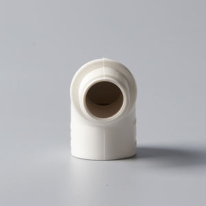 Raccords de tuyauterie en <span class=keywords><strong>PVC</strong></span> UPVC ASTM D1785/2466 <span class=keywords><strong>Sch</strong></span> <span class=keywords><strong>40</strong></span> 3/4 pouces coude à filetage mâle à 90 degrés - Product Image 4