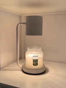 Customised Modern LED Wax Melting Night Lamp Burner Electric Aromatherapy Scented Tabletop Candle Heat & Warmer Lamp - Product Image 4