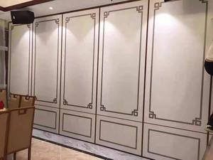 Les cloisons pliantes insonorisées et les murs coulissants peuvent être utilisés pour les portes mobiles dans les bureaux afin <span class=keywords><strong>de</strong></span> séparer les pièces - Product Image 2