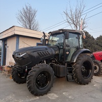 130 PS 4WD Traktor mit Frontlader, Vielseitiges Landwirtschaftsgerät, Robuste Leistung, Sanfte Steuerung, Motor mit 16V+8R Getriebe
