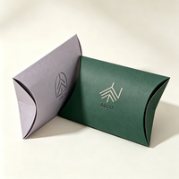 Boîte cadeau en carton recyclé écologique de qualité supérieure en forme d'oreiller pour bonbons, foulards, chaussettes, emballage de produits de soins personnels
