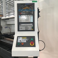 Tour horizontal CNC à banc plat CK61100, robuste, longueur de traitement 5000 mm, porte-outils 4 postes, haute productivité