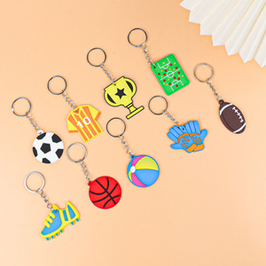 Porte-clés de football en PVC style dessin animé, multifonctionnel, transfrontalier, plat 2D, maillot de sport, trophée, cadeau souvenir - Product Image 1
