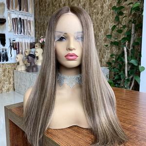 Gratis Pengiriman Wig Renda Depan Pirang Kepang Panjang dengan Akar Gelap - Product Image 2