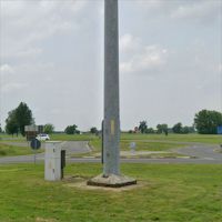 Torre de Comunicación para Iluminación y Monitoreo, con Antena 5G/4G/3G para Transmisión de Señales, para Iluminación Vial