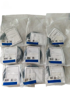 เซ็นเซอร์โฟโตอิเล็กทริคสำหรับคอนโทรลเลอร์ PLC ของแท้ใหม่เอี่ยม รุ่น E3Z-R61 - Product Image 1