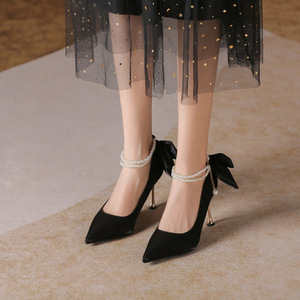 6683-1 Escarpins à bout pointu et talon aiguille avec bride cheville et nœud décoratif, chaussures de mariée à talon haut, doublure satinée, blanc - Product Image 3