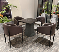 Chaises de salle à manger modernes de luxe en cuir et tissu |   Fauteuils minimalistes italiens |   Chaises de réception et de réunion pour bureau
