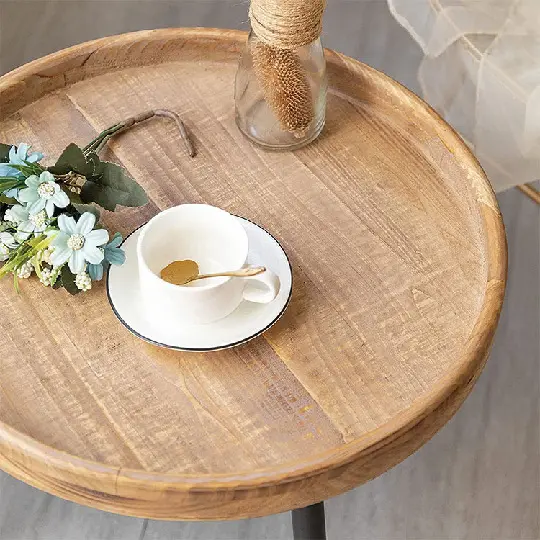 โต๊ะกาแฟไม้เนื้อแข็งขนาดเล็กแบบนอร์ดิกเรียบง่ายโต๊ะข้างไม้เนื้อแข็งแบบเคลื่อนย้ายได้