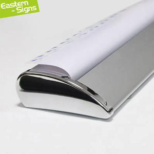 Espositore <span class=keywords><strong>Roll</strong></span>-<span class=keywords><strong>up</strong></span> Economico con Base Larga Retrattile <span class=keywords><strong>85</strong></span> <span class=keywords><strong>X</strong></span> <span class=keywords><strong>200</strong></span> Stand Espositivo da Terra - Product Image 3