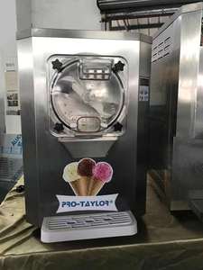 מסחרי קטן עשה מכונת גלידה איטלקית מכונת אצווה מקפיא