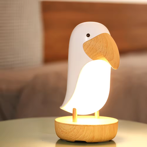 Linda Lámpara Nocturna LED con Forma de Pájaro Tucán con Altavoz, Lámpara Táctil USB/Alimentada por Batería para Uso Doméstico, 1 Año de Garantía - Product Image 5