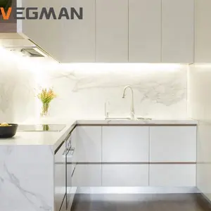 Fácil de instalar U Shape White Kitchen Designs Modular Cabinet Small Flat Pack Cozinha para Apartamento
