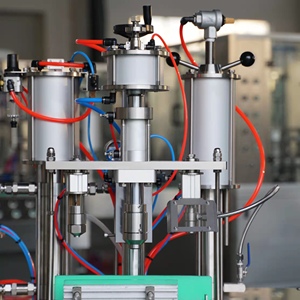 Vente d'usine : Remplisseur de bouteilles aérosols pour le remplissage de mousse PU - Product Image 4