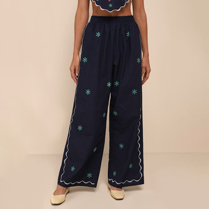OEM pantalon mode respirant d'été à fleurs pour femmes, taille moyenne, jambe large, bleu marine, pantalon droit évasé entièrement brodé - Product Image 1